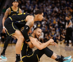 爱游戏体育-库里新星比分优势明显表现惊艳，拜仁未来可期！的简单介绍