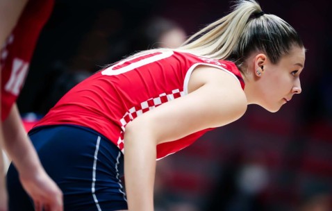 爱游戏-Rookie遭遇三连败，塞尔维亚队教练面临压力！的简单介绍